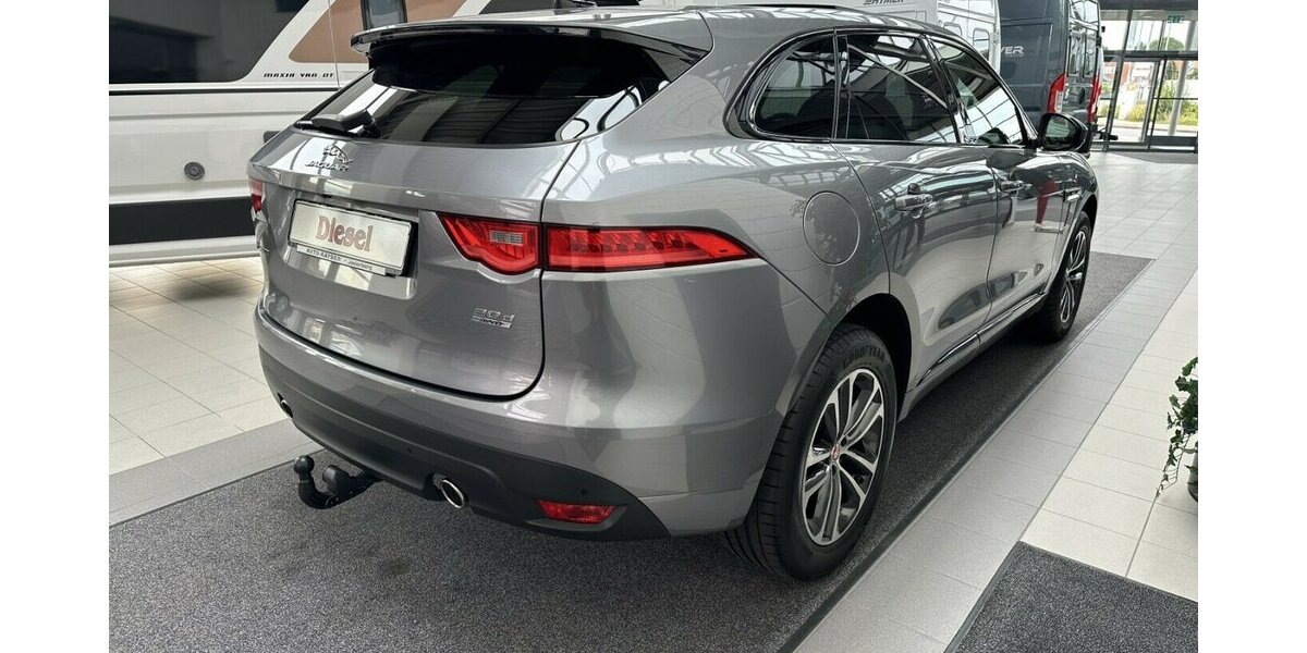 Jaguar F-Pace 3,0 D AWD R-Sport +AHK+Panorama+Navi+Kamera 92.200 km 28.990 &euro; Jaderberg 26349