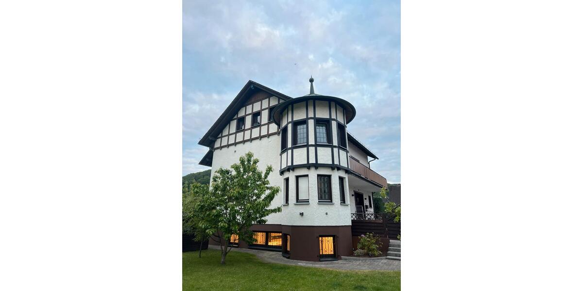 Etagenwohnung Sundern (Sauerland) - 4 Zimmer, 60 m&sup2;, 450&euro; | Angebot:26409894