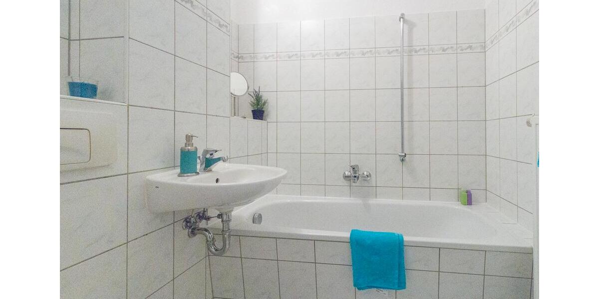 Etagenwohnung Aue-Bad Schlema Bad Schlema - 3 Zimmer, 58 m&sup2;, 303&euro; | Angebot:26295100