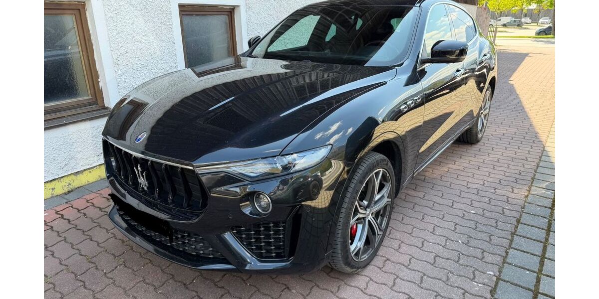 Maserati Levante 150.000 km 34.900 &euro; Bad Reichenhall 83435