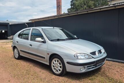 Renault Megane 126.500 km 1.999 &euro; Chemnitz 09117