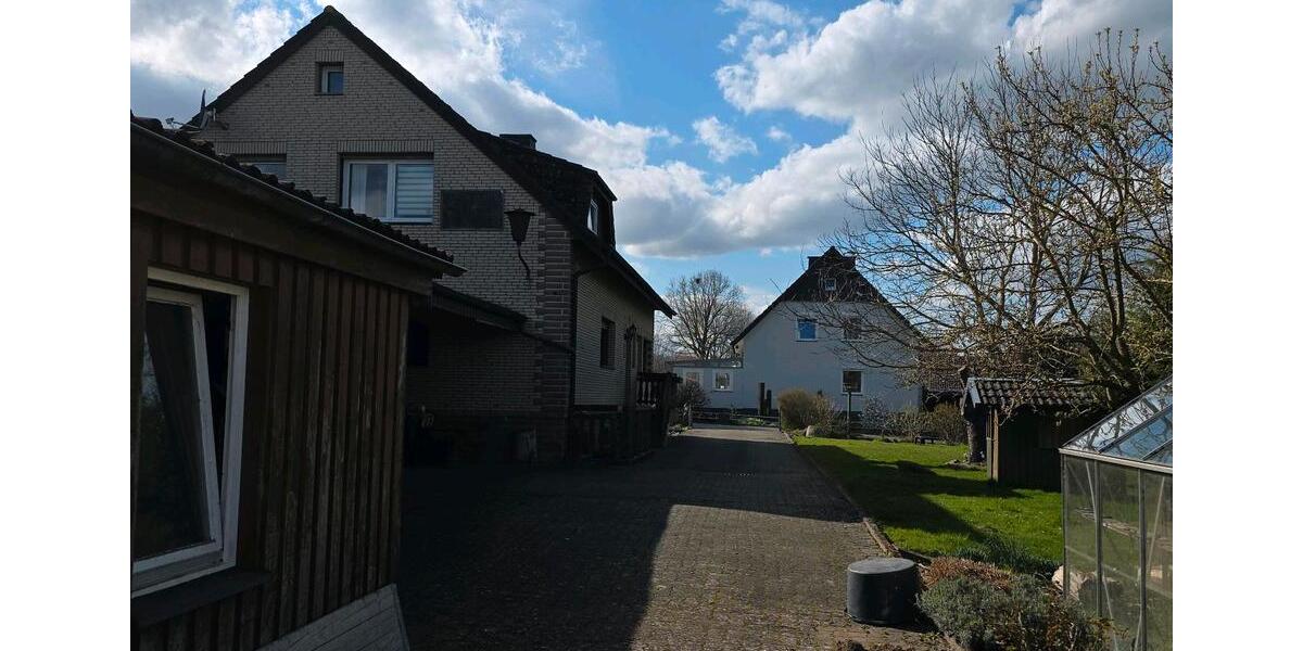 Einfamilienhaus Aerzen - 9 Zimmer, 285 m&sup2;, 299.000&euro; | Angebot:26050456