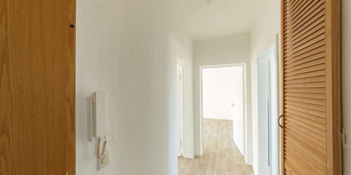 Etagenwohnung Burg - 3 Zimmer, 57 m&sup2;, 372&euro; | Angebot:27147745