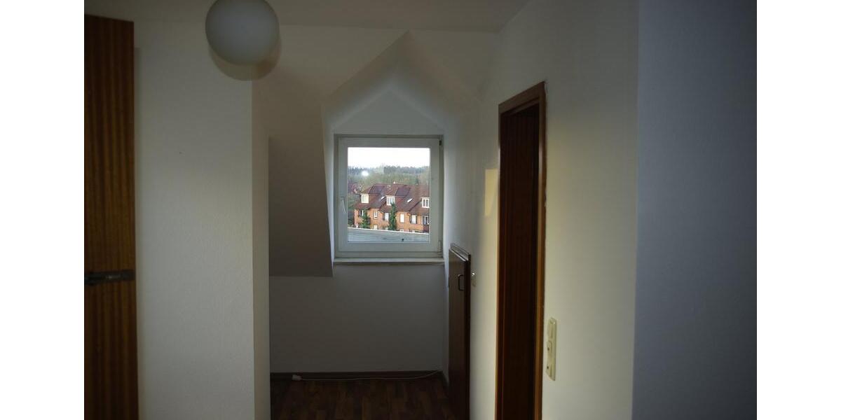 Dachgeschoßwohnung Soltau - 2.5 Zimmer, 75 m&sup2;, 175.000&euro; | Angebot:26976474