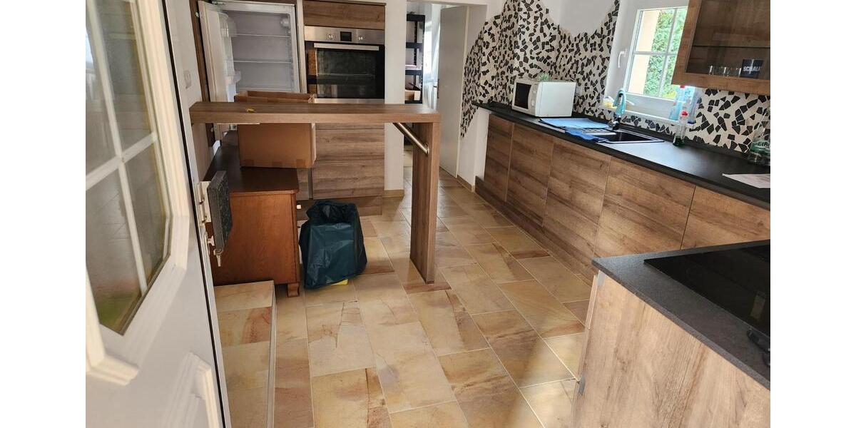 Einfamilienhaus Hundsangen - 6 Zimmer, 200 m&sup2;, 1.400&euro; | Angebot:24751486