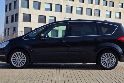 Ford S-Max 135.000 km 8.900 &euro; Aachen 52072