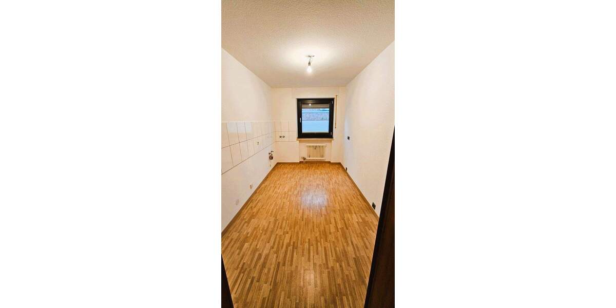 Etagenwohnung Viersen Süchteln - 2 Zimmer, 75 m&sup2;, 170.000&euro; | Angebot:24037375