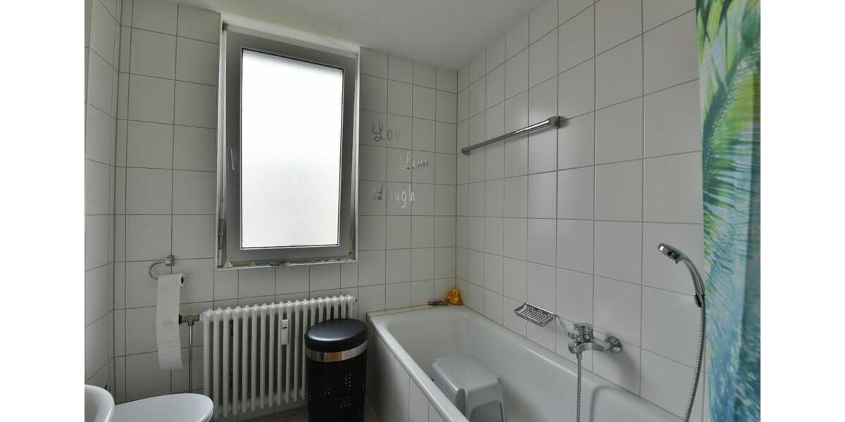 Dachgeschoßwohnung Weil am Rhein - 3 Zimmer, 73 m&sup2;, 930&euro; | Angebot:25408323