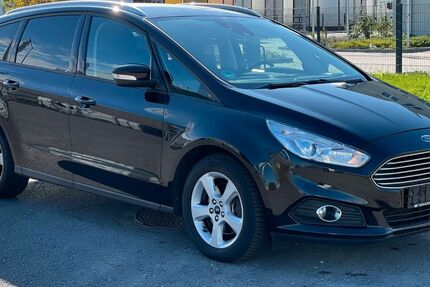Ford S-Max 143.640 km 12.790 &euro; Ginsheim-Gustavsburg 65462