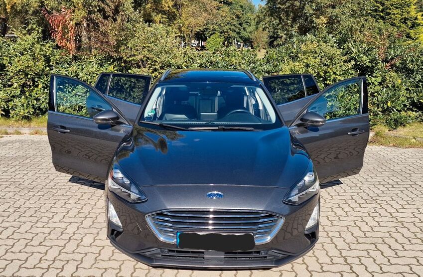 Ford Focus 165.000 km 13.900 € Hamburg 22175