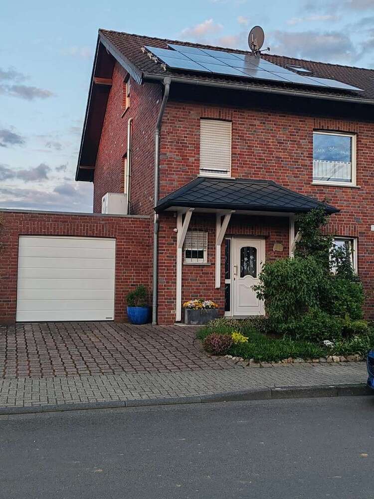 Haus zum Kaufen in Geilenkirchen 529.000 € 156 m²