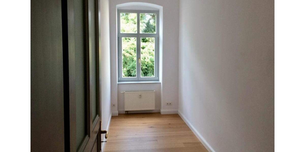 Etagenwohnung Dresden Neustadt - 5 Zimmer, 135 m&sup2;, 545.000&euro; | Angebot:26757981