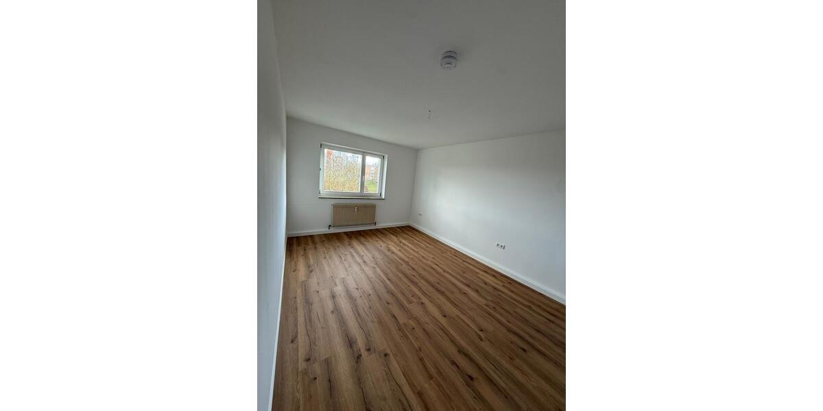Etagenwohnung Amberg - 3 Zimmer, 66 m&sup2;, 685&euro; | Angebot:25887617