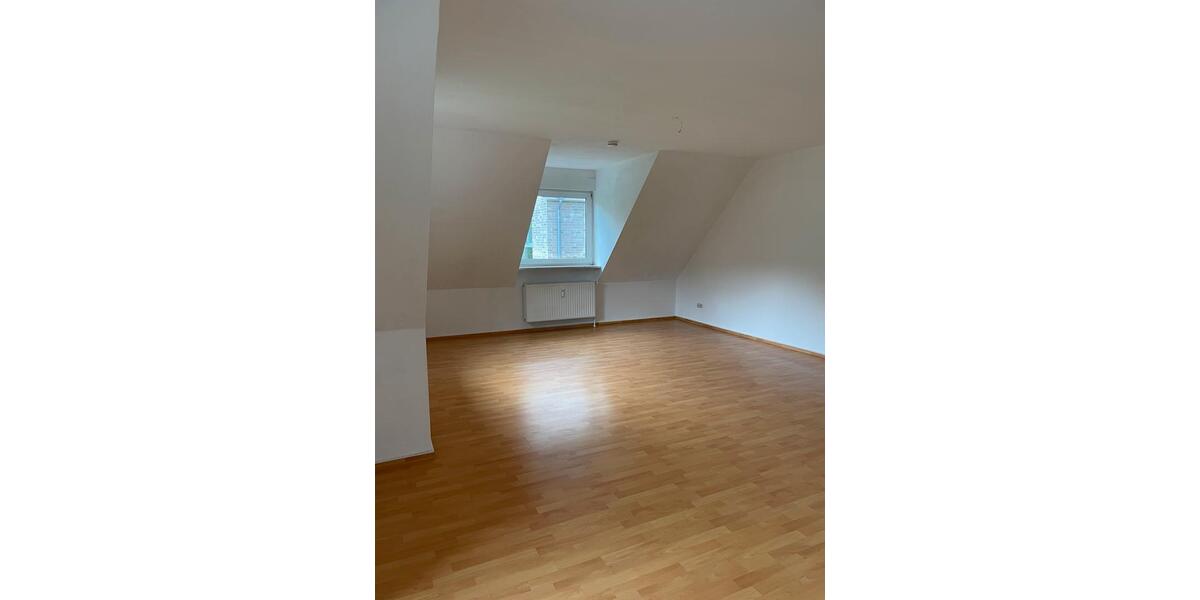 Dachgeschoßwohnung Soltau - 3 Zimmer, 91 m&sup2;, 200.000&euro; | Angebot:25398921