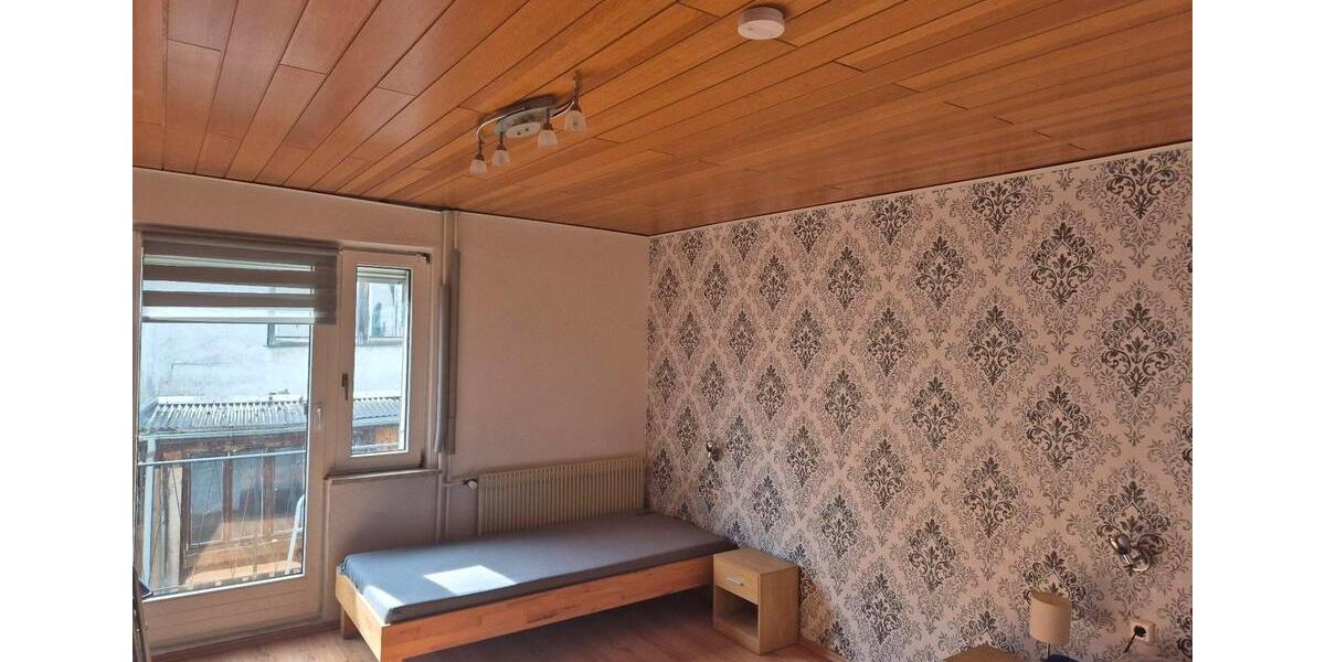 Mehrfamilienhaus, Wohnhaus Burladingen - 9 Zimmer, 228 m&sup2;, 395.000&euro; | Angebot:26786020