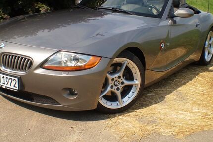 BMW Z4 200.000 km 12.900 &euro; Rüsselsheim am Main 65428