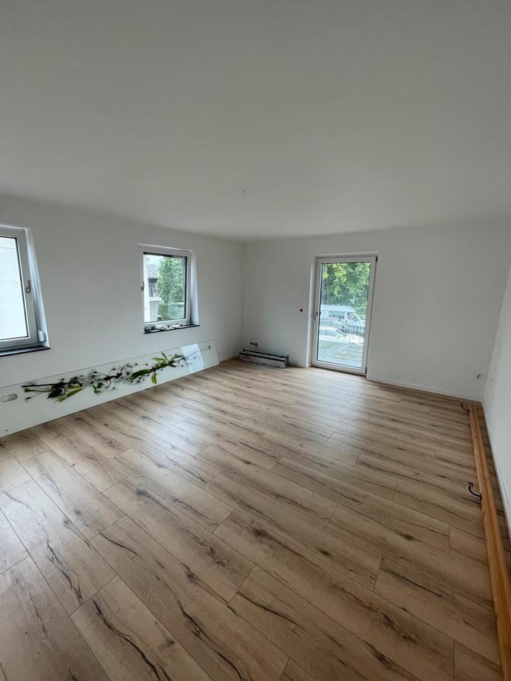 Modern 3-Zimmer-Maisonetten Wohnung mit separatem Eingang