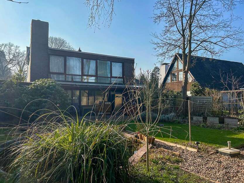 Haus zum Kaufen in Bremen Oberneuland 598.000 € 215.46 m²