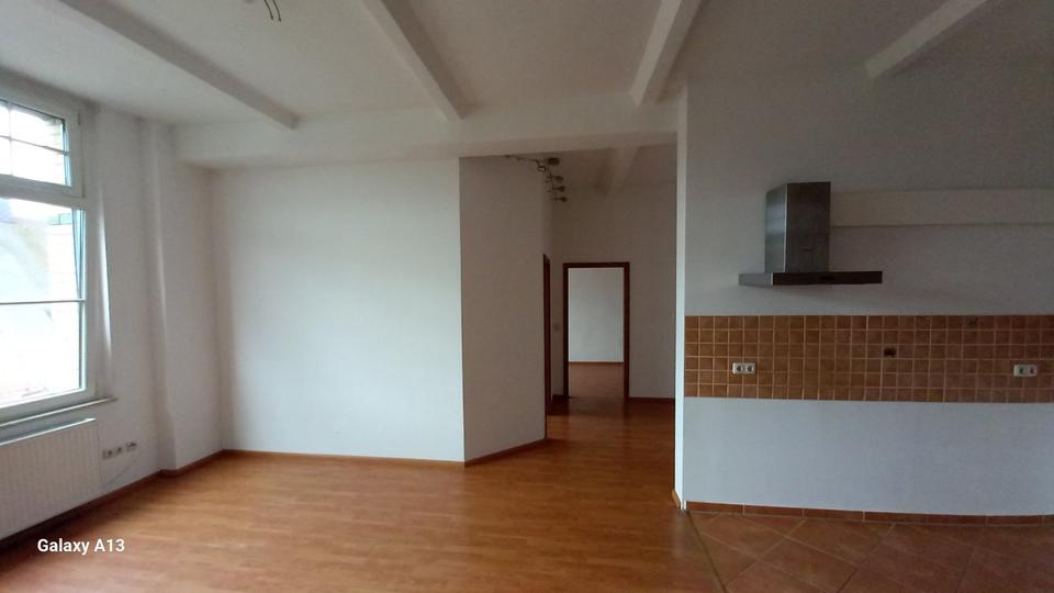 Etagenwohnung Oschatz - 3 Zimmer, 82 m&sup2;, 656&euro; | Angebot:25145915