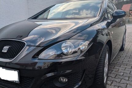 Seat Leon 81.500 km 4.999 &euro; Bad Sulza 99518
