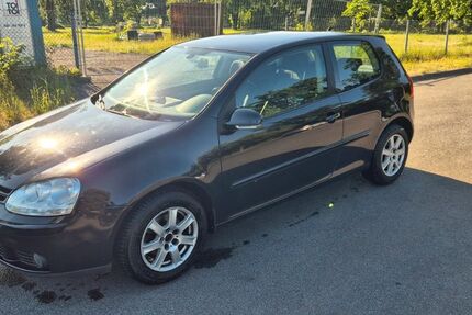 VW Golf 192.000 km 1.399 &euro; Löwenberger Land OT Teschendorf 16775