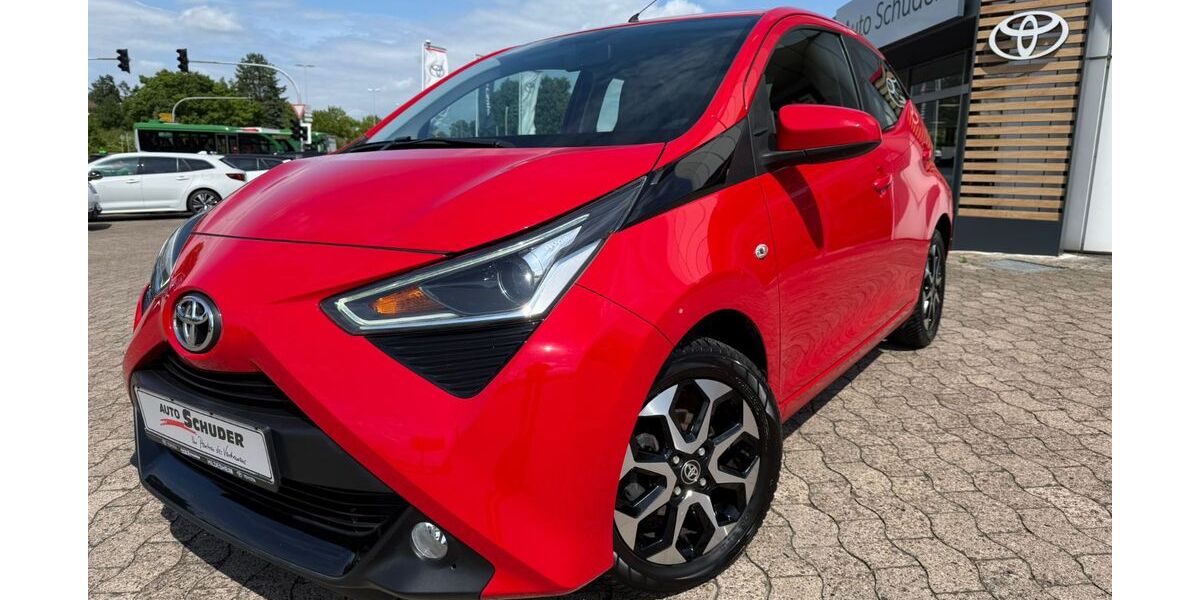 Toyota Aygo (X) 57.999 km 10.990 &euro; Hildesheim 31137