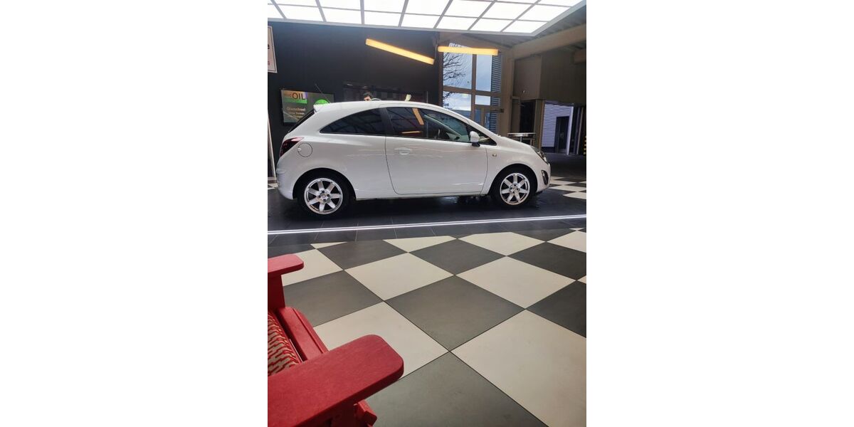 Opel Corsa 13.800 km 5.650 &euro; Westheim 91747