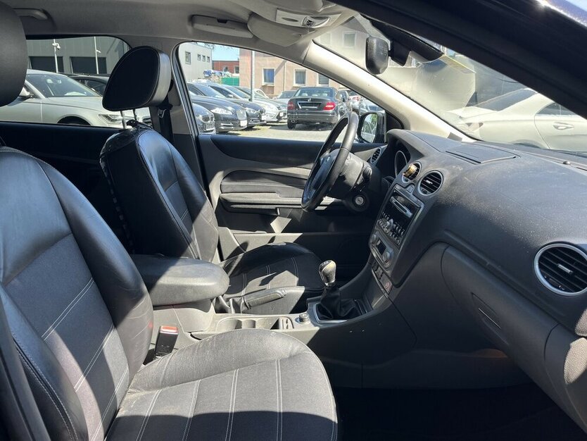 Ford Focus Titanium / LPG / Sitzheizung / Xenon / AHK 299.000 km 3.990 € Mönchengladbach 41066