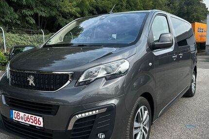 Peugeot Traveller