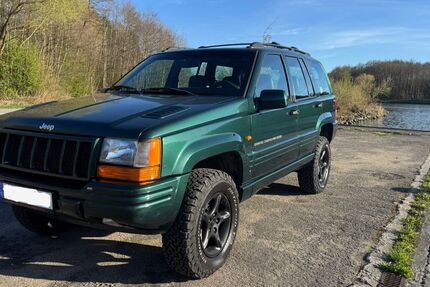 Jeep Grand Cherokee 206.896 km 12.500 &euro; Beilngries 92339