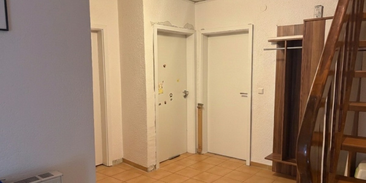 Großzügiges Einfamilienhaus mit Dachterrasse, Scheune und zusätzlichem Grundstück - Einfamilienhaus Weiler bei Monzingen | Angebot:26268955