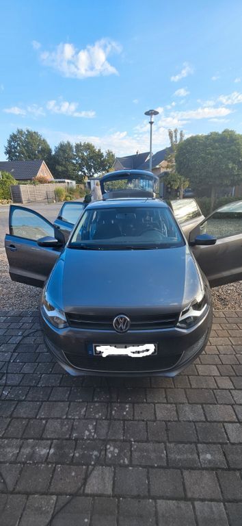 VW Polo 166.873 km 4.999 € Bremervörde 27432