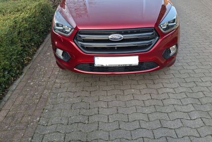 Ford Kuga 178.000 km 13.000 &euro; Essen 45356