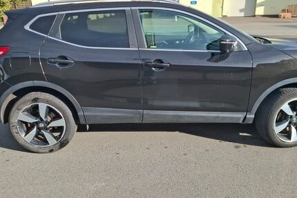 Nissan Qashqai 101.360 km 11.600 &euro; Springe 31832