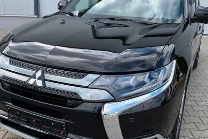 Mitsubishi Plug-in Hybrid Outlander