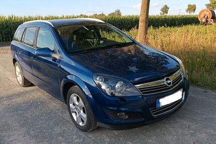 Opel Astra 226.000 km 1.500 &euro; tülau 38474