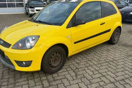 Ford Fiesta 210.000 km 1.390 € Salzgitter 38229