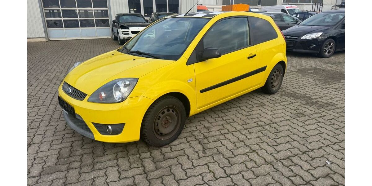 Ford Fiesta 210.000 km 1.390 € Salzgitter 38229