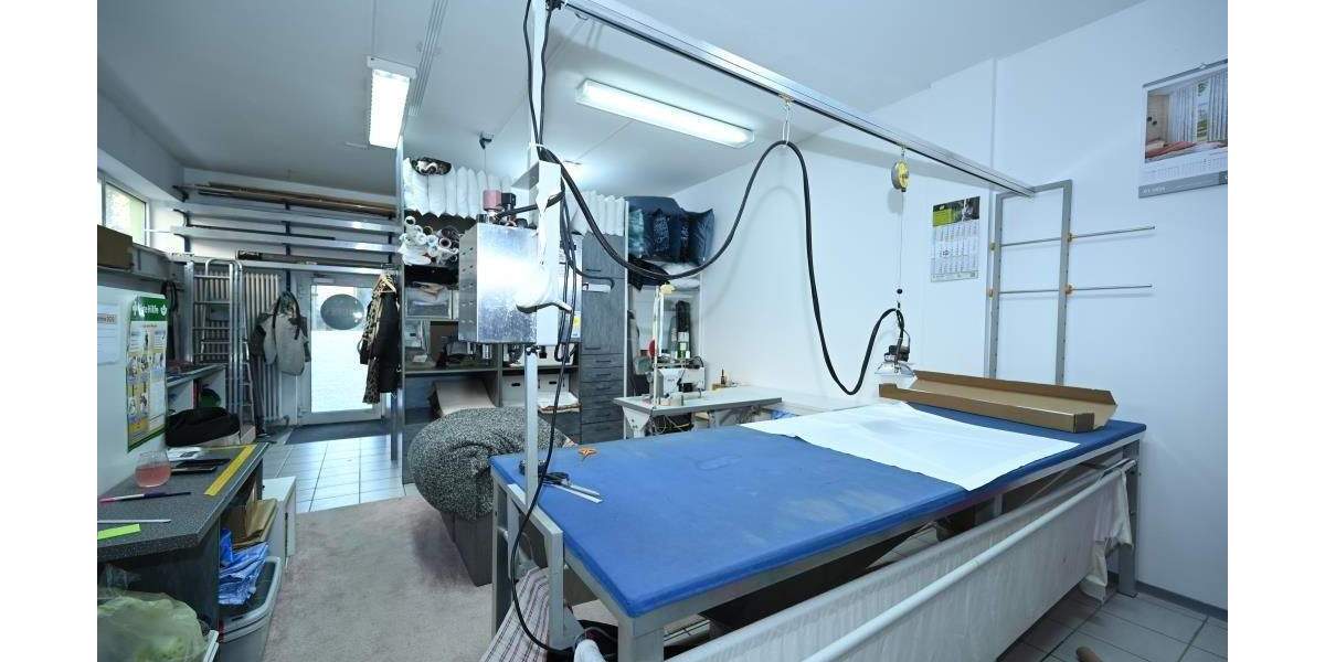 Gewerbeobjekt Neumarkt Altenhof - 1 Zimmer, 198.000&euro; | Angebot:25683130