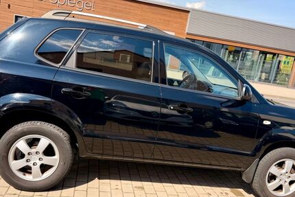 Hyundai TUCSON 200.000 km 3.490 &euro; Worms 67551