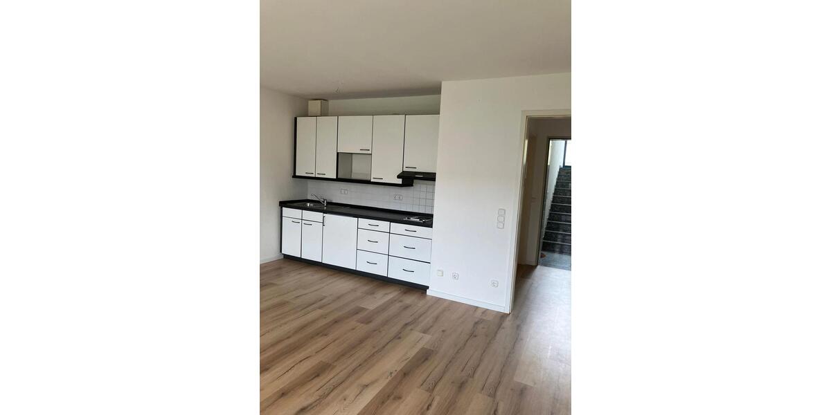 Etagenwohnung Dessau-Roßlau Dessau - 1 Zimmer, 33 m&sup2;, 300&euro; | Angebot:26535644
