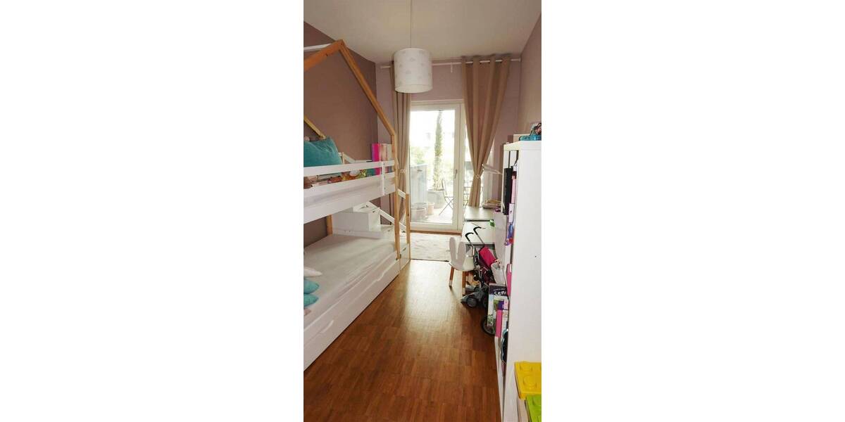 Etagenwohnung Düsseldorf Flingern Nord - 3 Zimmer, 85 m&sup2;, 1.430&euro; | Angebot:26869423