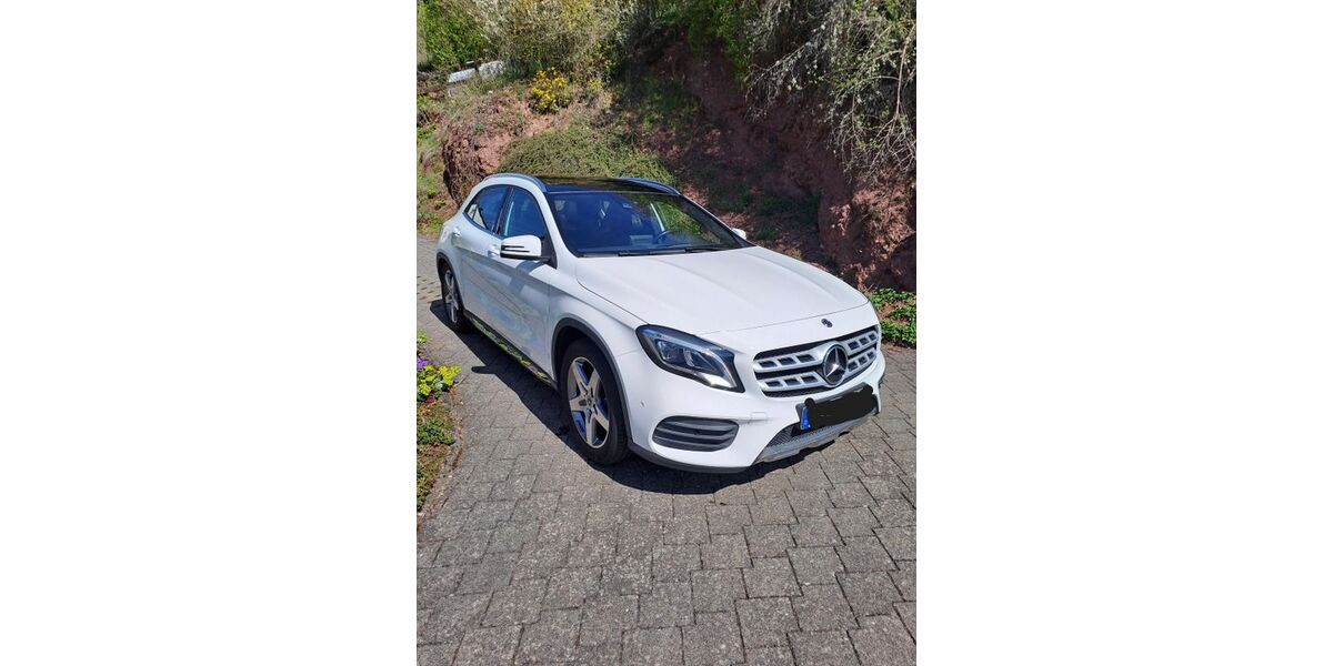 Mercedes-Benz GLA 200 63.000 km 20.800 &euro; Bärenbach 55758
