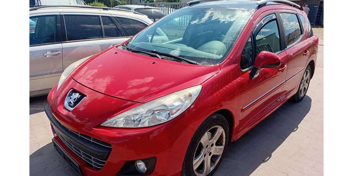 Peugeot 207 161.000 km 2.985 &euro; Hessheim 67258