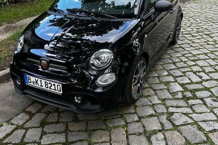 Abarth 695C 10.050 km 31.000 &euro; Berlin 12305