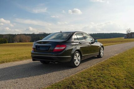 Mercedes-Benz C 350 88.000 km 15.800 &euro; Pullach 82049