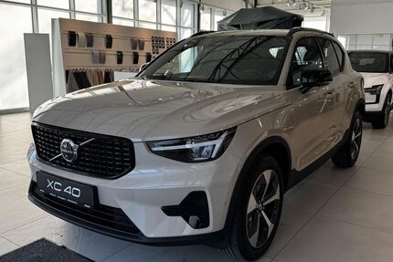 Volvo XC40 3.000 km 45.300 &euro; Dresden 01099