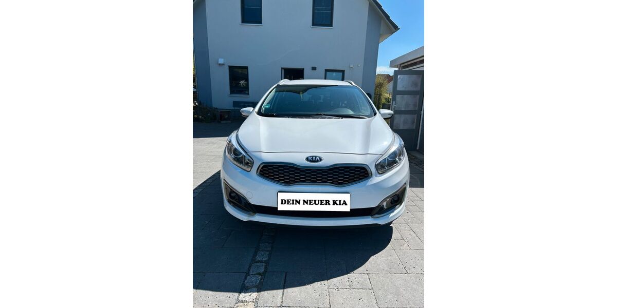 Kia ceed Sportswagon 130.000 km 8.300 &euro; WILSDRUFF 01723
