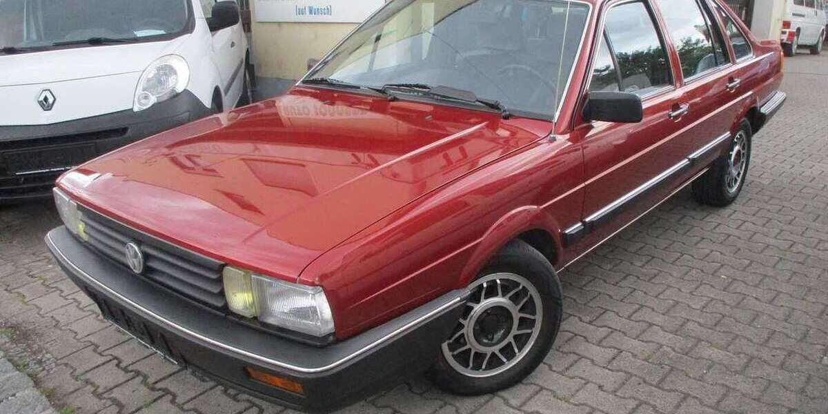 VW Santana 80.900 km 11.990 &euro; Augsburg - Lechhausen 86167