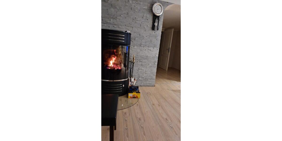 Einfamilienhaus Herrnhut - 6 Zimmer, 200 m&sup2;, 800&euro; | Angebot:26187041
